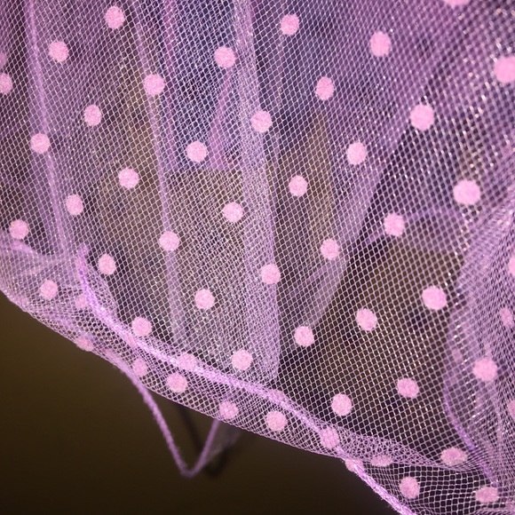 Girls dress with hearts and ribbon used as shawl - Picture 3 of 5